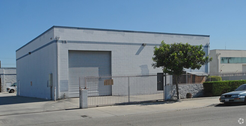 2516 Troy Ave, South El Monte, CA à louer - Photo de l’immeuble – Image 3 sur 8