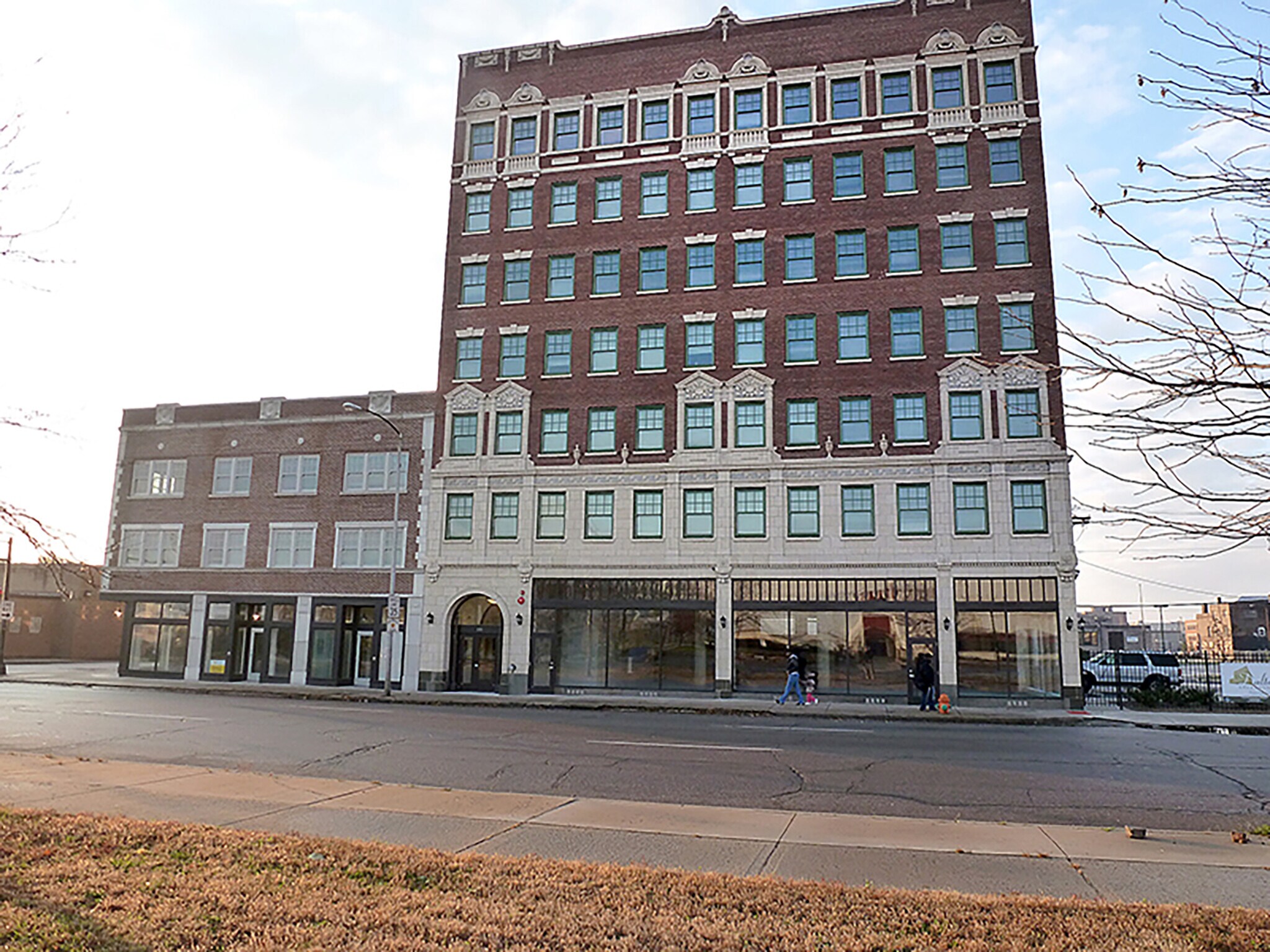 131-137 E 5th Ave, Gary, IN à louer Photo principale– Image 1 sur 17