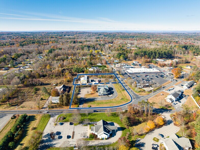 2 Somers Rd, Hampden, MA à vendre - Photo de l’immeuble – Image 1 sur 2