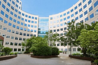 155-159 Rue Anatole France, Levallois-Perret à louer Photo intérieure– Image 2 sur 14