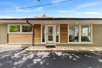 Plus de détails pour 447 Montauk Ave, New London, CT - Bureau à vendre