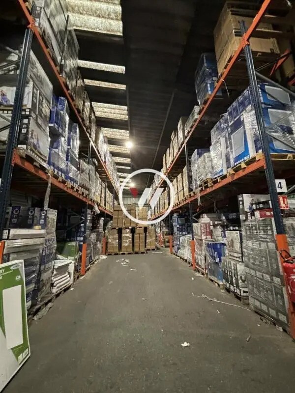 Plus de détails pour Industriel/Logistique à louer