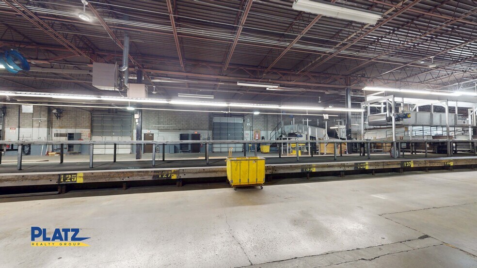 95 Karago Ave, Youngstown, OH à louer - Photo de l’immeuble – Image 2 sur 23