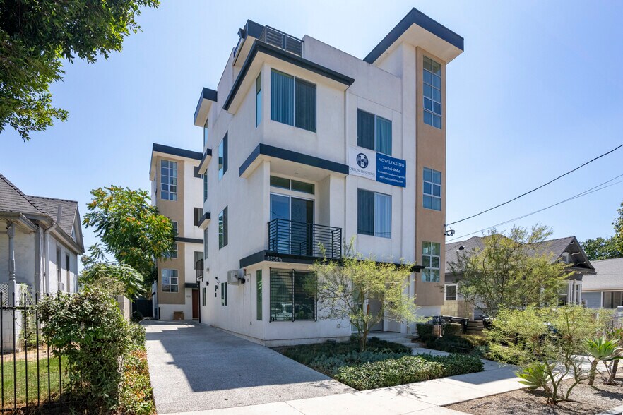 1208 W 25th St, Los Angeles, CA à vendre - Photo de l’immeuble – Image 2 sur 13