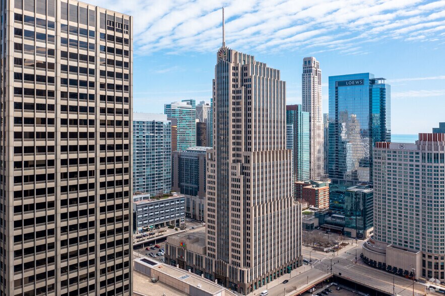 455 N Cityfront Plaza Dr, Chicago, IL à louer - Photo de l’immeuble – Image 1 sur 7