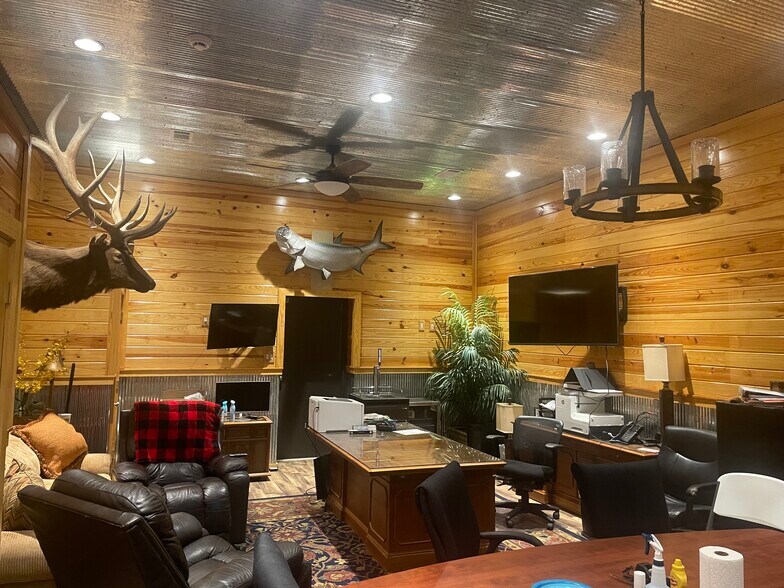 515 Bird St, Benton, AR à vendre - Photo de l’immeuble – Image 2 sur 17