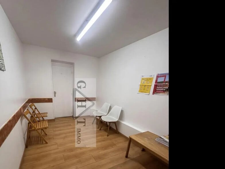 Bureau dans Cergy à vendre - Photo de l’immeuble – Image 2 sur 8