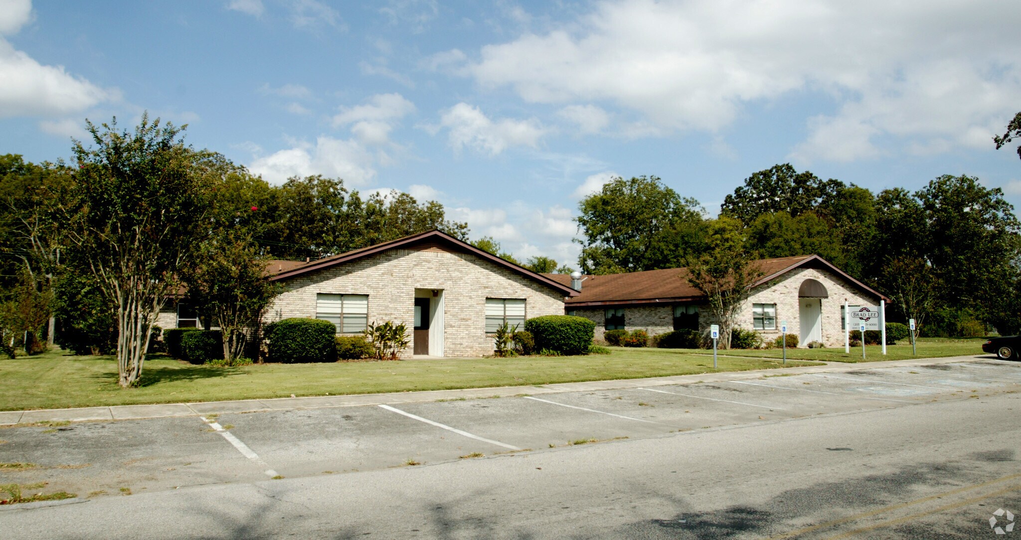 1612 5th Ave N, Bessemer, AL à vendre Photo principale– Image 1 sur 3