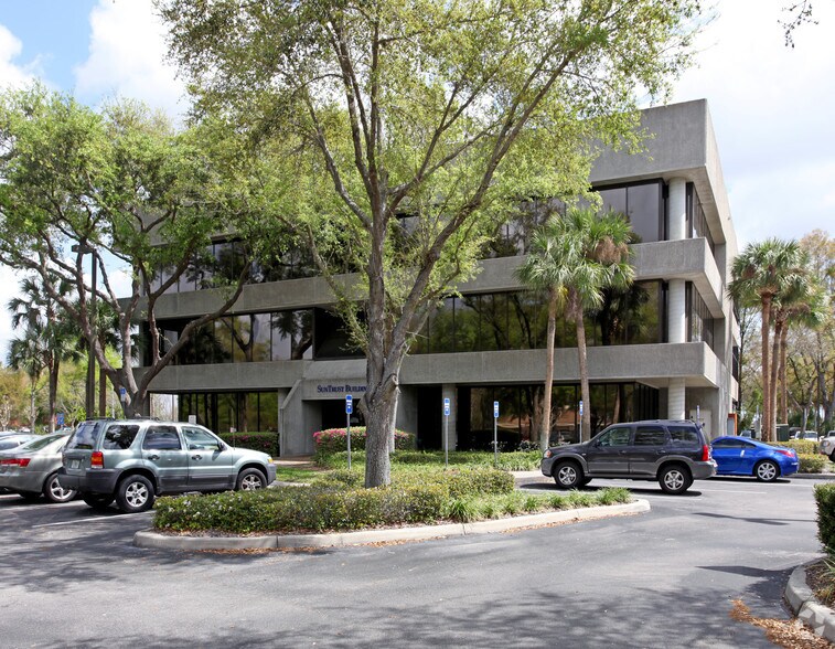 350 N Lake Destiny Dr, Maitland, FL à louer - Photo de l’immeuble – Image 2 sur 5