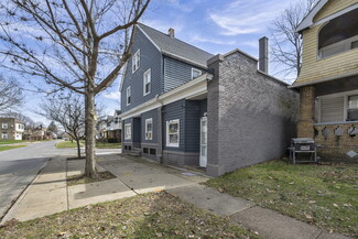 Plus de détails pour 16226 Arcade Ave, Cleveland, OH - Logement à vendre