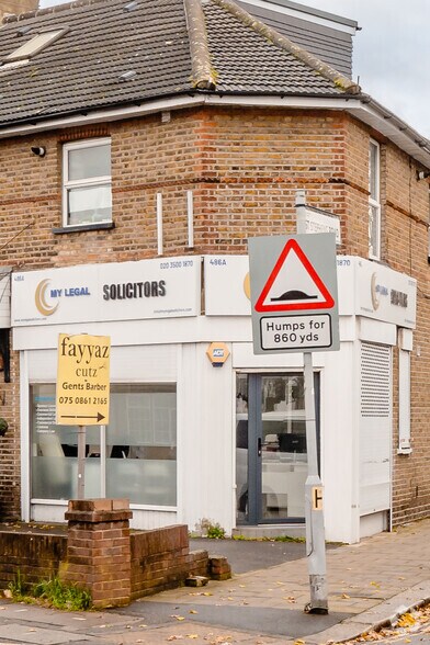 486 Hanworth Rd, Hounslow à louer - Photo de l’immeuble – Image 2 sur 2