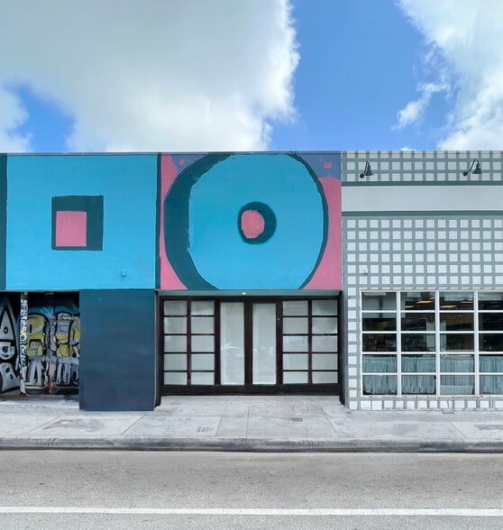 310-322 NW 25th St, Miami, FL à louer - Photo de l’immeuble – Image 3 sur 9
