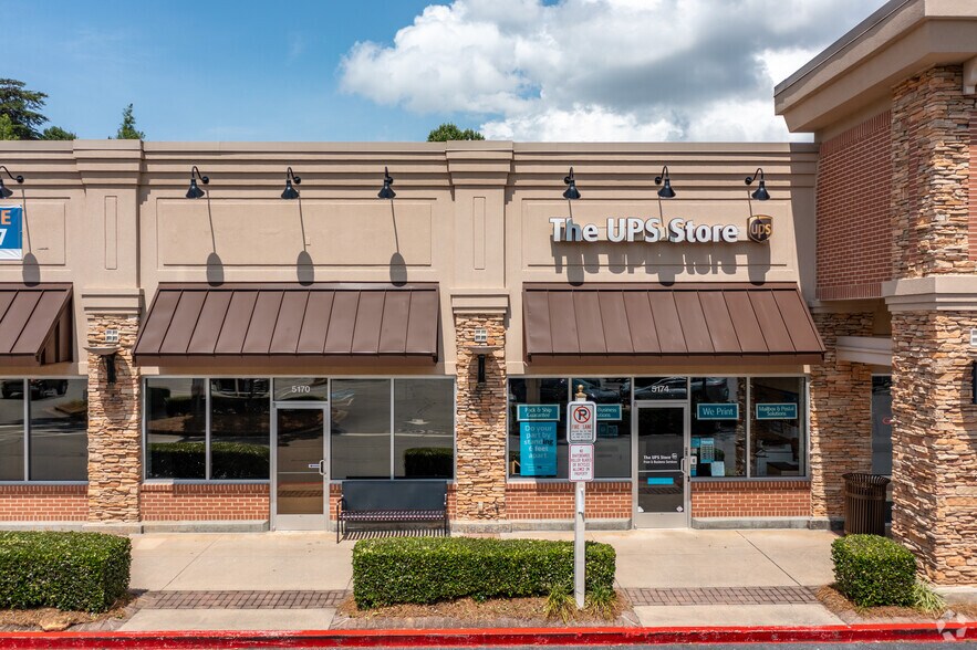 5180-5238 Mcginnis Ferry Rd, Alpharetta, GA à louer - Photo de l’immeuble – Image 3 sur 9