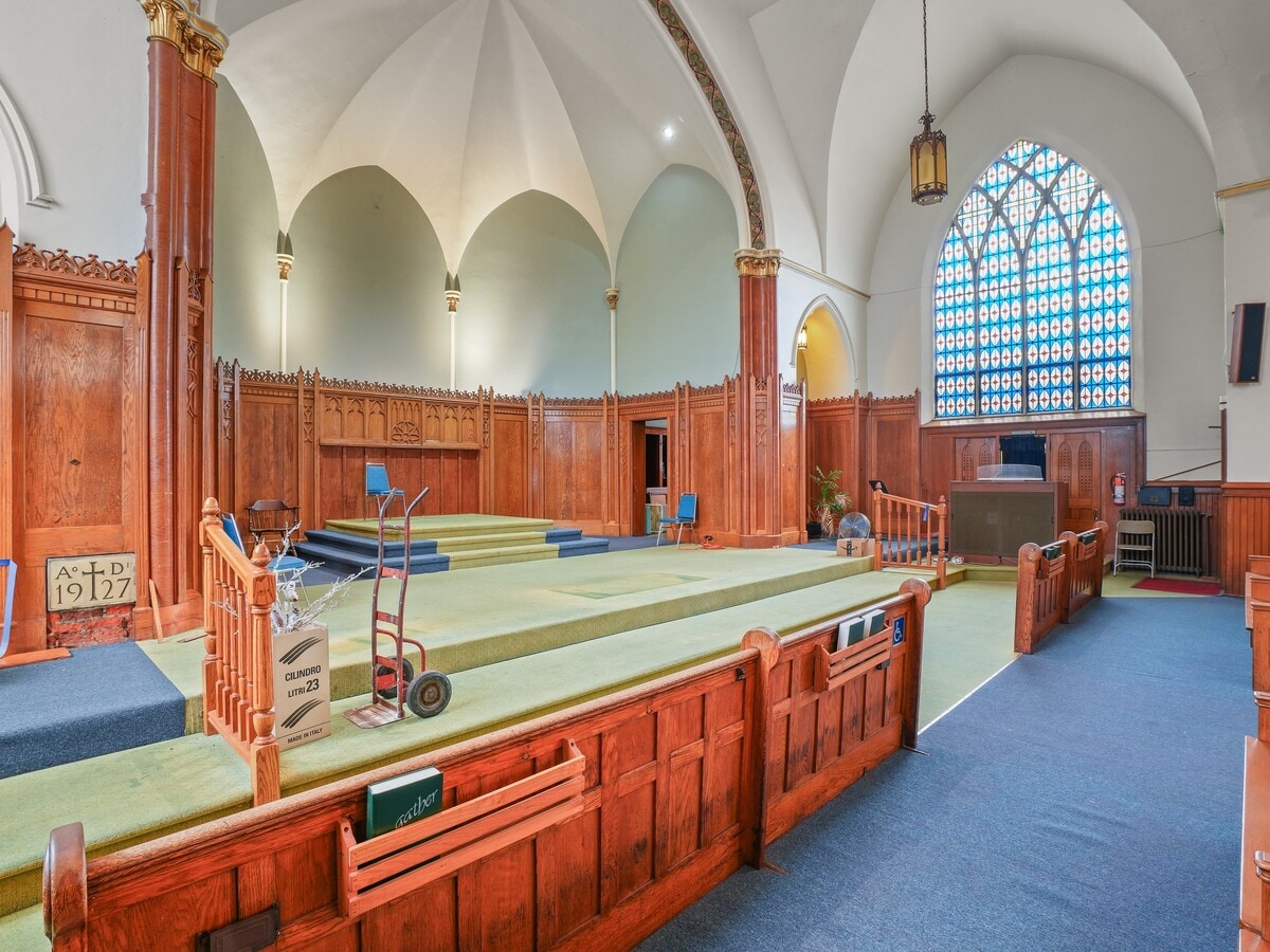 View Photo