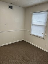 2175 Highpoint Rd, Snellville, GA à louer Photo intérieure– Image 1 sur 12