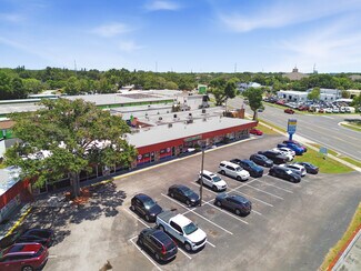 Plus de détails pour 2140 Drew St, Clearwater, FL - Local commercial à louer