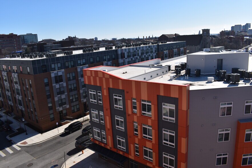 600 Aisquith St, Baltimore, MD à vendre - Photo de l’immeuble – Image 3 sur 23