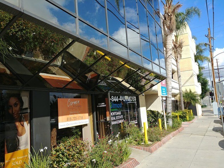 6047 Tampa Ave, Tarzana, CA à louer - Photo de l’immeuble – Image 3 sur 18