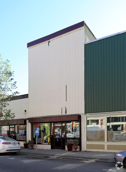 Wilmington St portefeuille de 3 biens à vendre sur LoopNet.fr - Photo principale – Image 3 sur 3