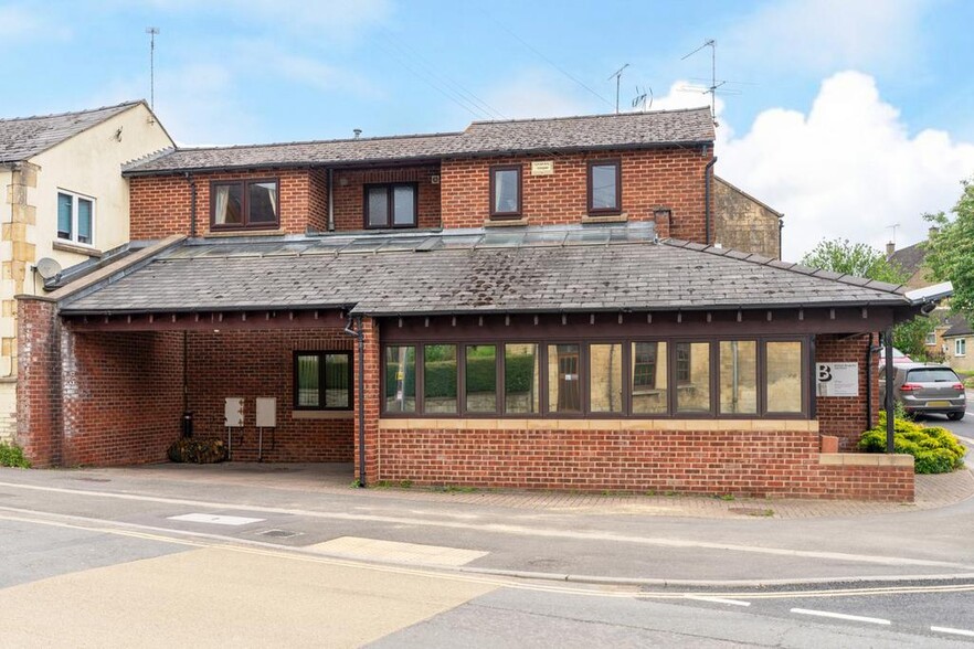 Gretton Rd, Cheltenham à vendre - Photo de l’immeuble – Image 2 sur 11