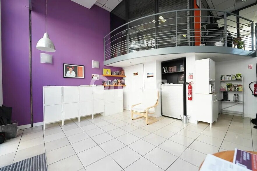 Local commercial dans Lyon à vendre - Hall d’entrée – Image 3 sur 12