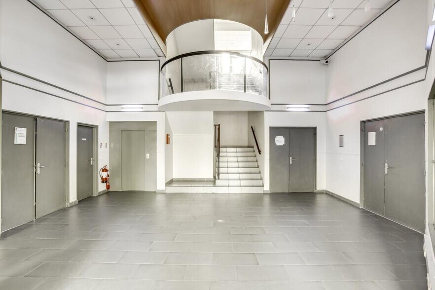 5 Rue Jacques Rueff, Antony à louer - Hall d’entrée – Image 2 sur 12