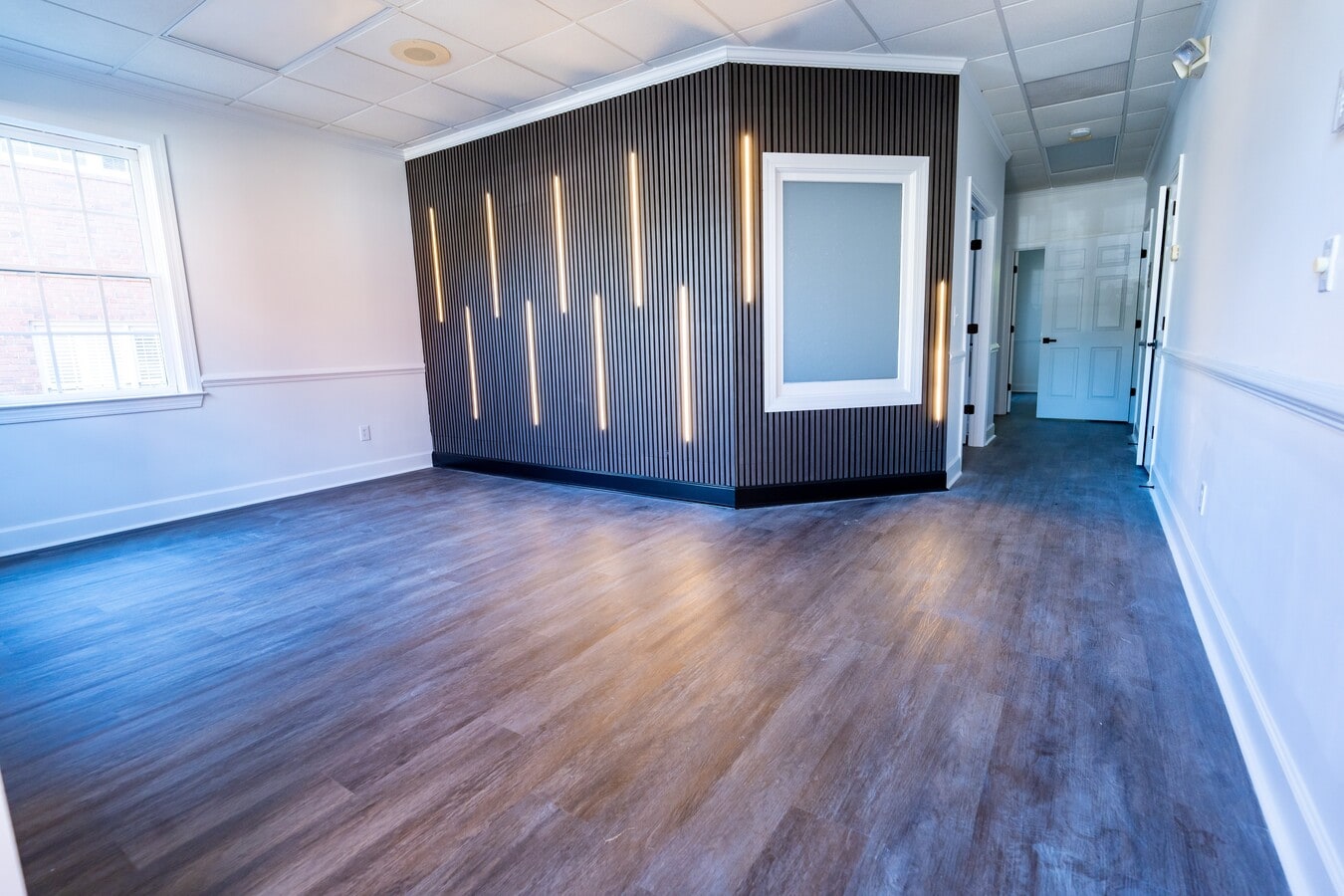 2850 Johnson Ferry Rd, Marietta, GA 30062 - Lot 100 - - Photo intérieure - Image 1 of 9