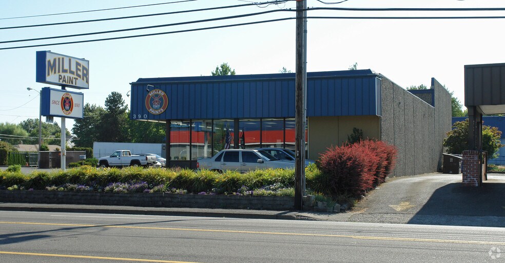390 Lancaster Dr NE, Salem, OR à vendre - Photo de l’immeuble – Image 1 sur 3