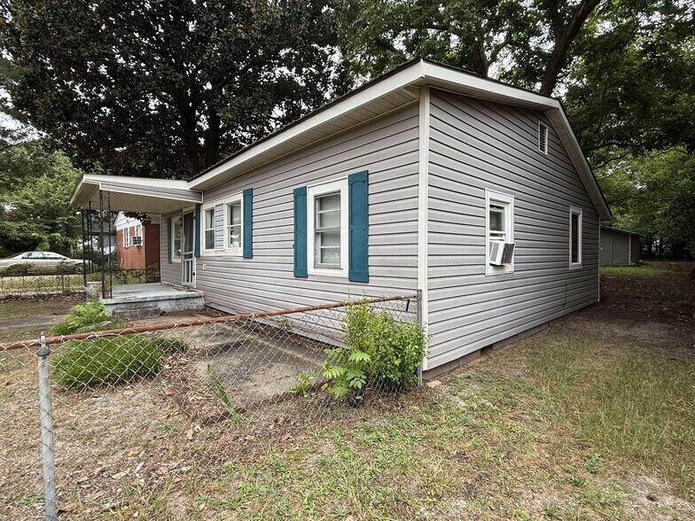 113 S Fourth St, Spring Lake, NC à vendre - Photo de l’immeuble – Image 2 sur 4