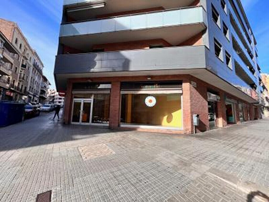 Immeuble residentiel dans Manresa, Barcelona à vendre Photo de l’immeuble– Image 1 sur 2