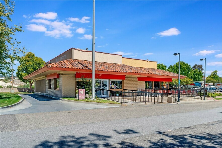 1590 W Branch St, Arroyo Grande, CA à louer - Photo de l’immeuble – Image 2 sur 33