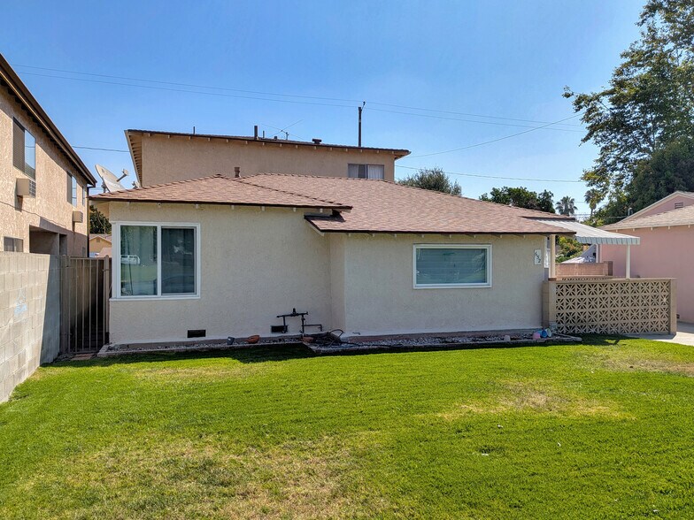 652 N Whitnall Hwy, Burbank, CA à vendre - Photo de l’immeuble – Image 2 sur 7