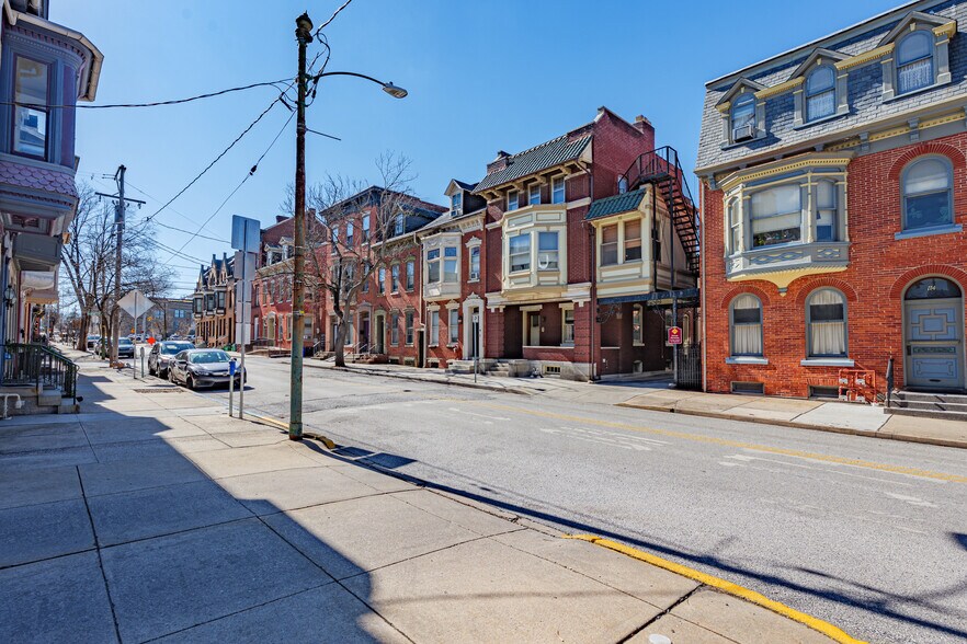 120 S Beaver St, York, PA à vendre - Photo de l’immeuble – Image 2 sur 3