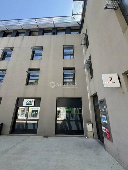 Bureau dans Nîmes à louer - Photo de l’immeuble – Image 2 sur 8