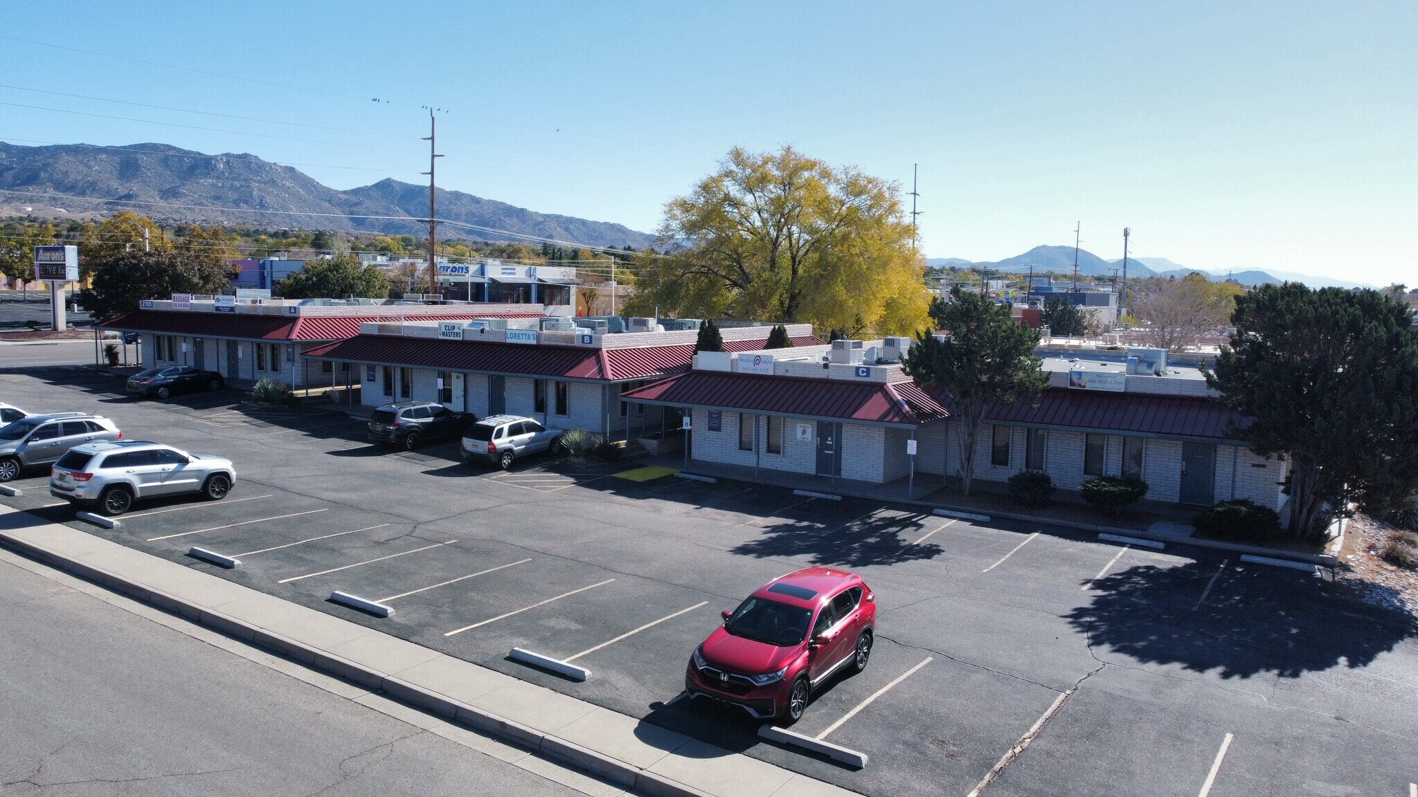 2705 Juan Tabo Blvd NE, Albuquerque, NM à vendre Photo de l’immeuble– Image 1 sur 5
