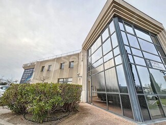 Plus de détails pour 415 Rue Claude Nicolas Ledoux, Aix-en-Provence - Local d'activités à louer