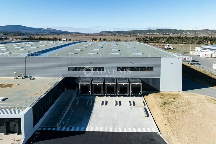 Industriel/Logistique dans Lézignan-Corbières à louer - Photo de l’immeuble – Image 3 sur 12