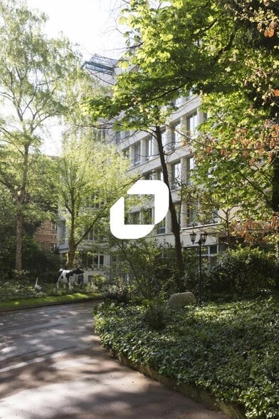 57-63 Boulevard Exelmans, Paris à louer - Photo de l’immeuble – Image 1 sur 23