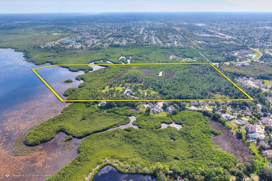 3130 Shipwatch Dr, Holiday, FL à vendre - Photo de l’immeuble – Image 3 sur 4