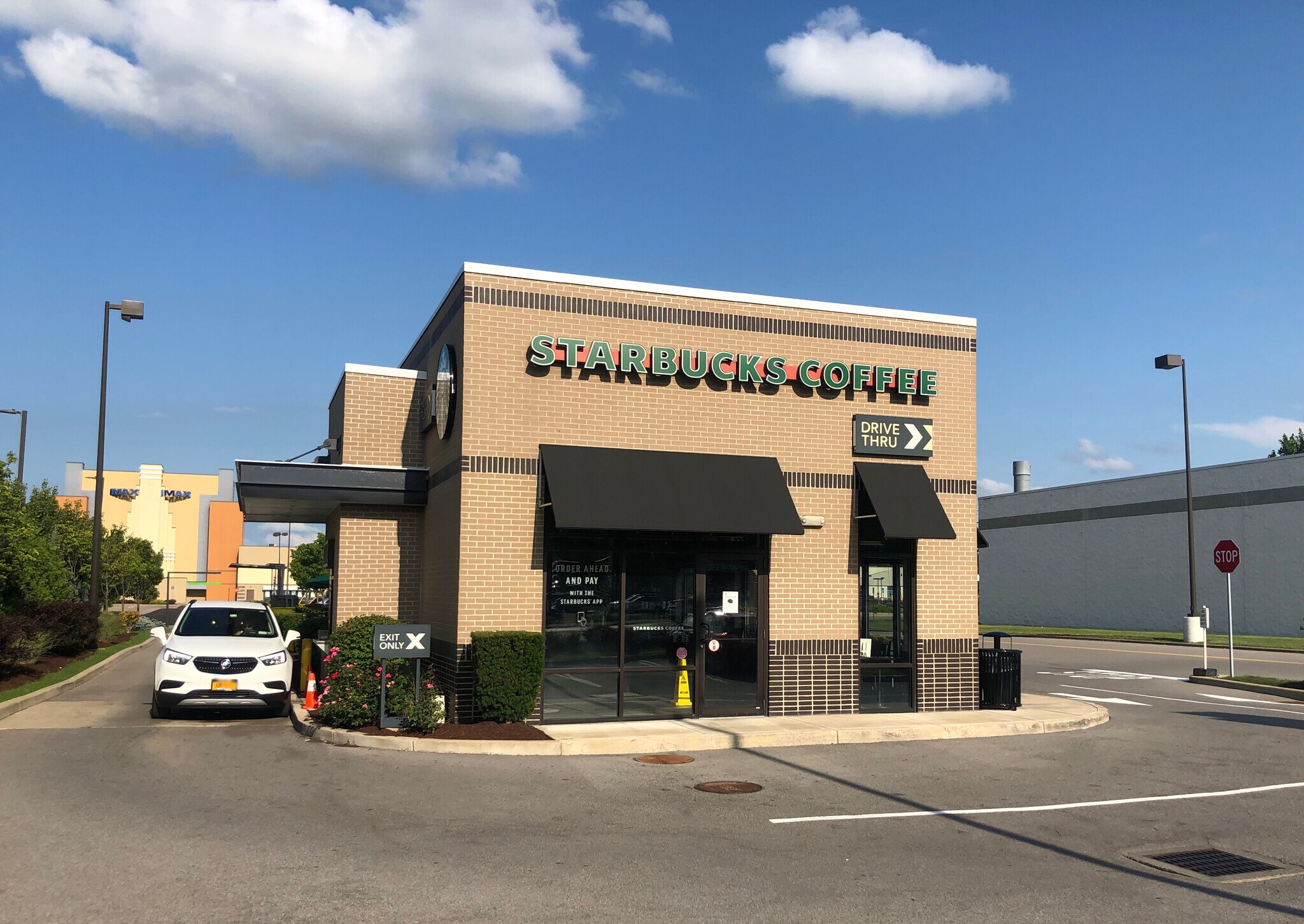 6707 Transit Rd, Buffalo, NY à louer Photo principale– Image 1 sur 6