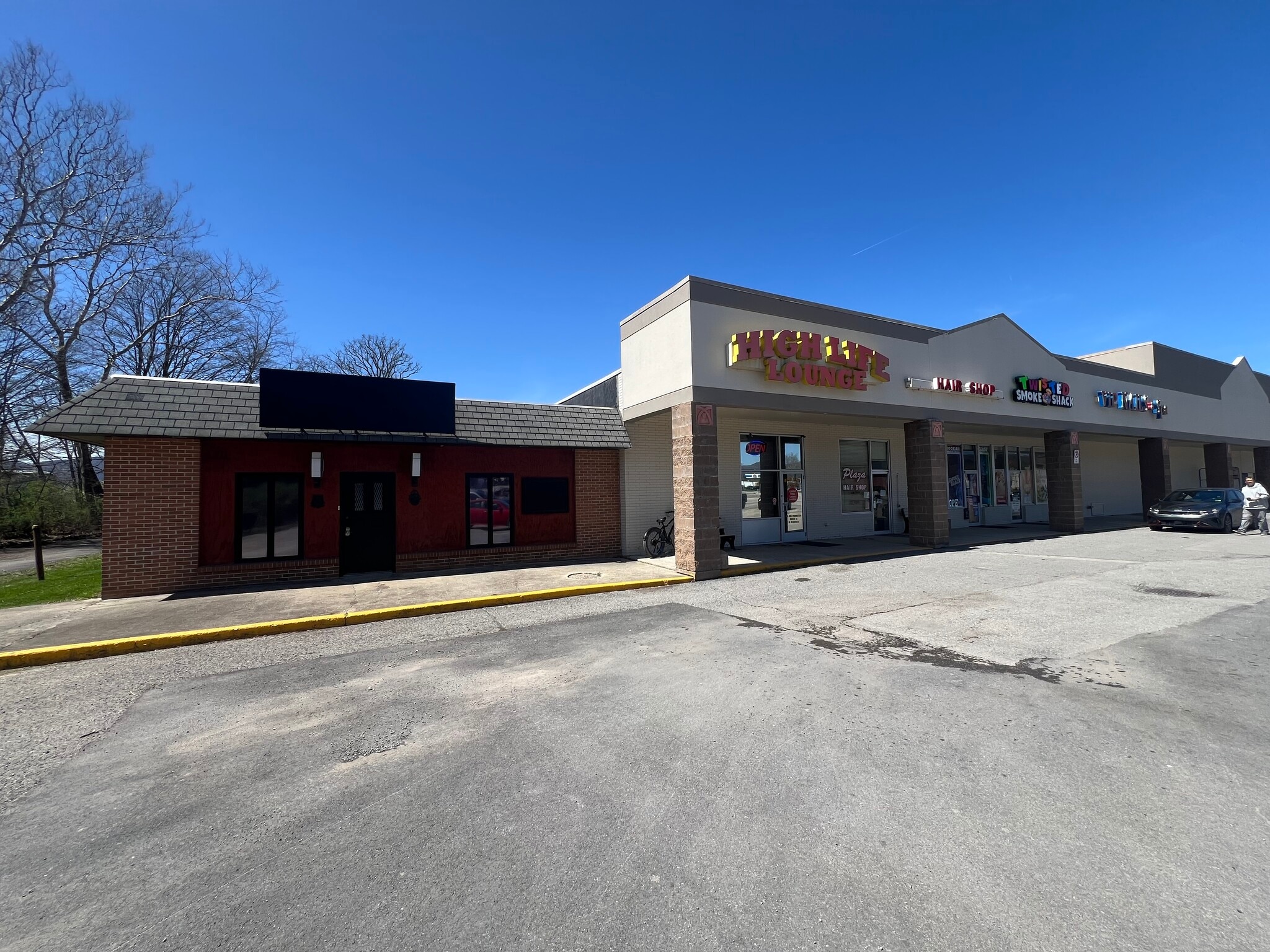700 Beverly Pike, Elkins, WV à louer Photo de l’immeuble– Image 1 sur 14