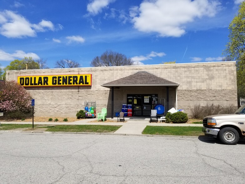 421 N Jefferson St, Covington, IN à vendre - Photo de l’immeuble – Image 1 sur 4