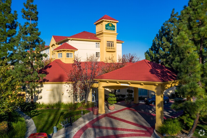 46200 Landing Pky, Fremont, CA à vendre - Photo principale – Image 1 sur 7