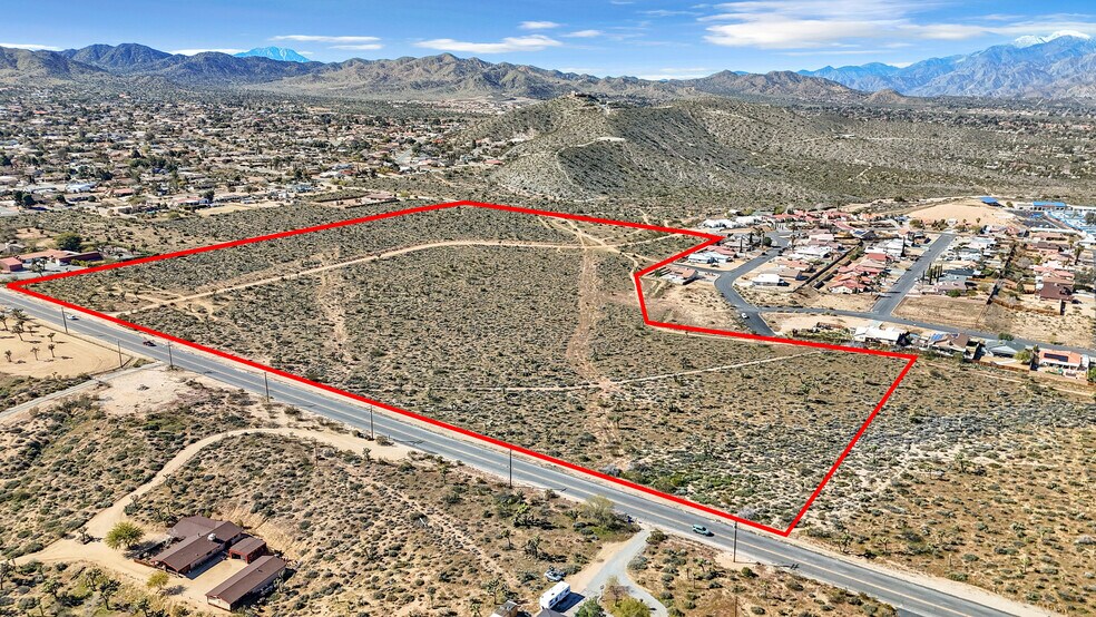Onaga Trl, Yucca Valley, CA à vendre - Photo de l’immeuble – Image 2 sur 15