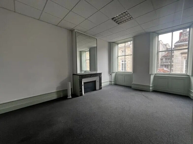 Bureau dans Bordeaux à louer - Photo intérieure – Image 2 sur 7