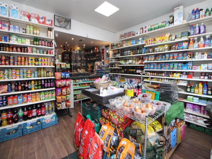 373-377 Lordship Ln, Londres, LND SE22 8JJ - Lot Retail -  - Photo intérieure - Image 1 of 1