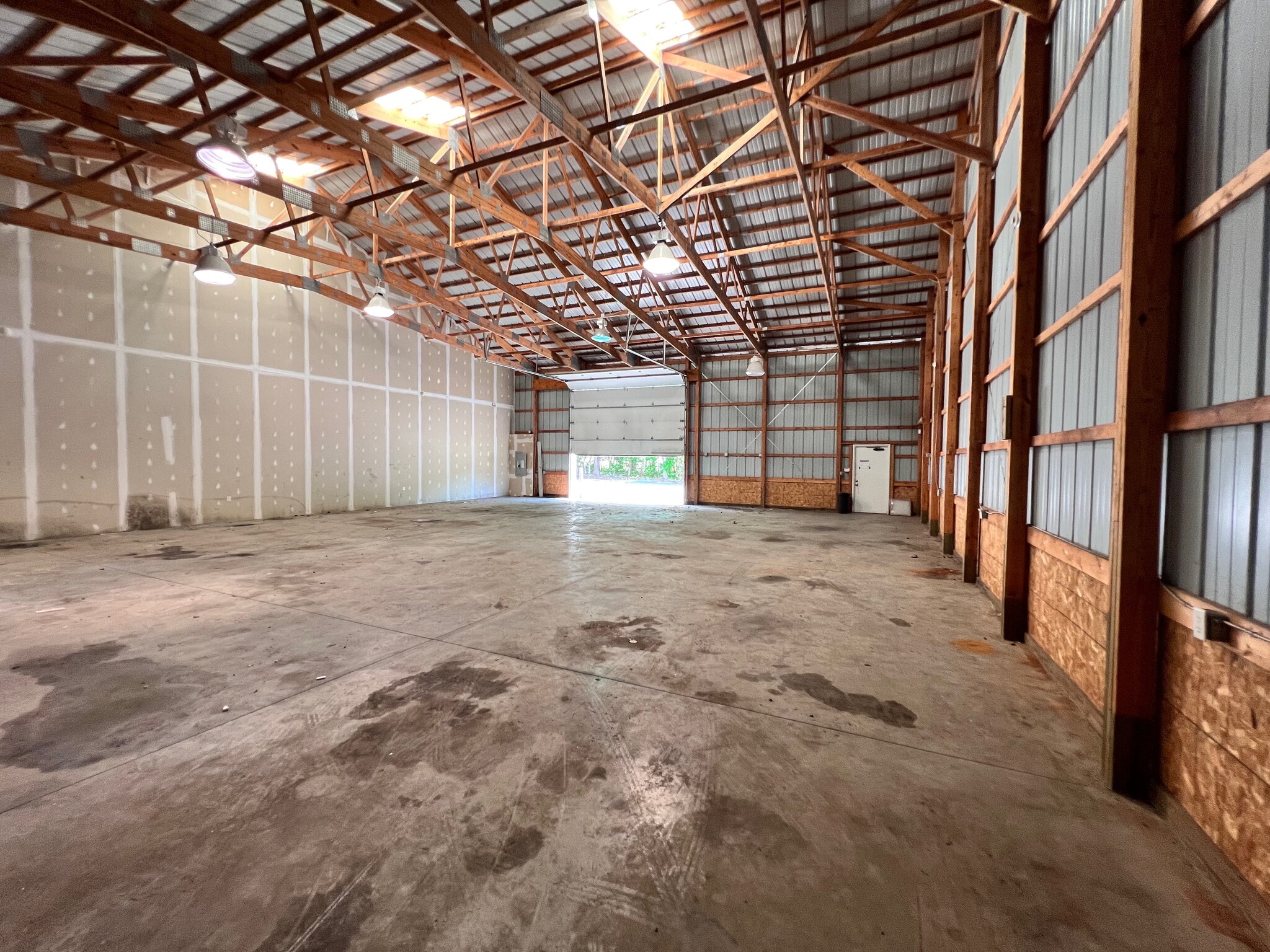2354 Warehouse Ln, Goochland, VA à louer Photo intérieure– Image 1 sur 2