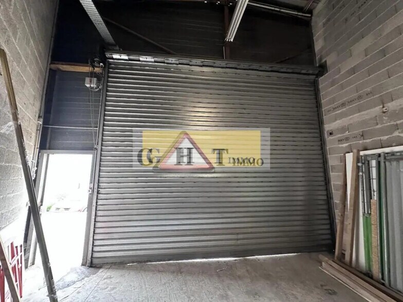 Industriel/Logistique dans Le Thillay à louer - Photo de l’immeuble – Image 1 sur 5