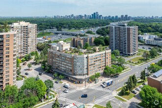 182-196 Wilson Ave, Toronto, ON - Vue aérienne vue de carte