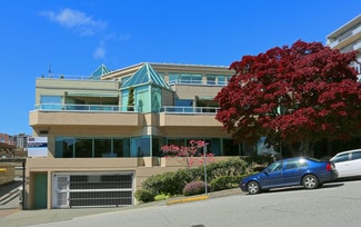 Plus de détails pour 565 17th St W, West Vancouver, BC - Bureau à louer
